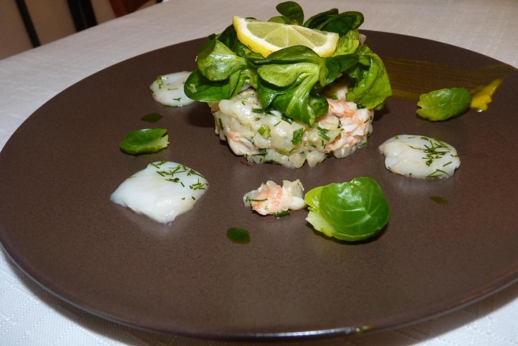 Hotel-Restaurant La P'Tite Auberge Lillebonne Εξωτερικό φωτογραφία